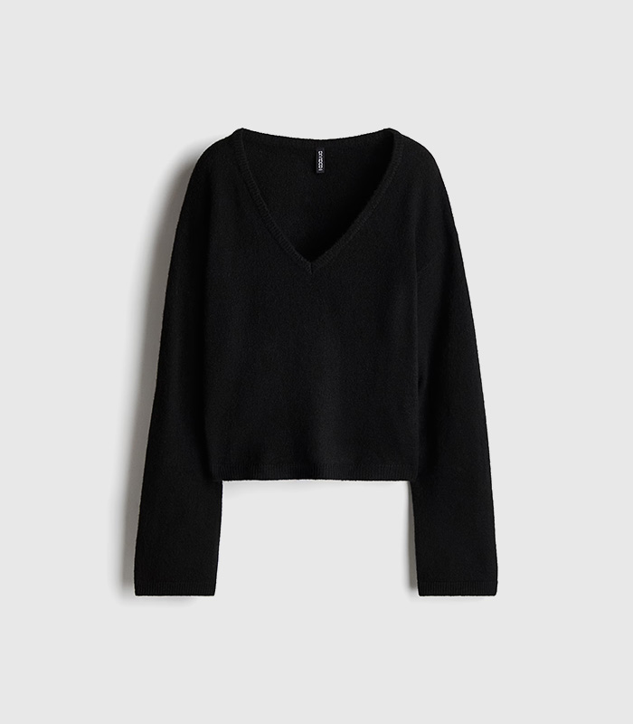 Fine-knit V-neck jumper