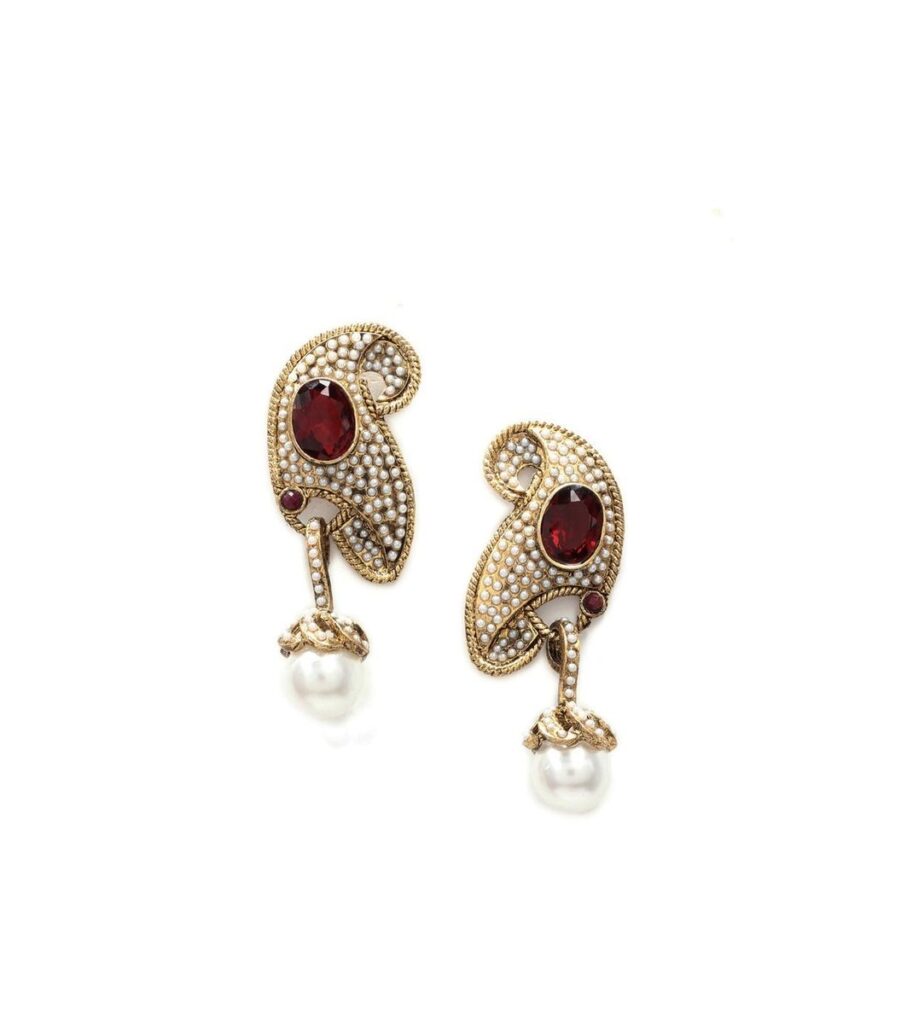 Diadem Golden Earrings