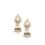 Diadem White Earrings