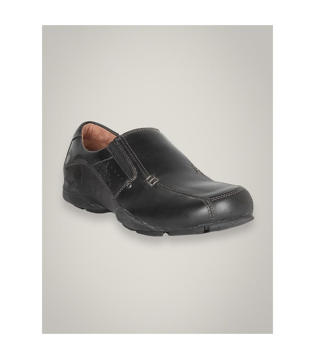 resolute-black-shoe Resolute Black Shoe