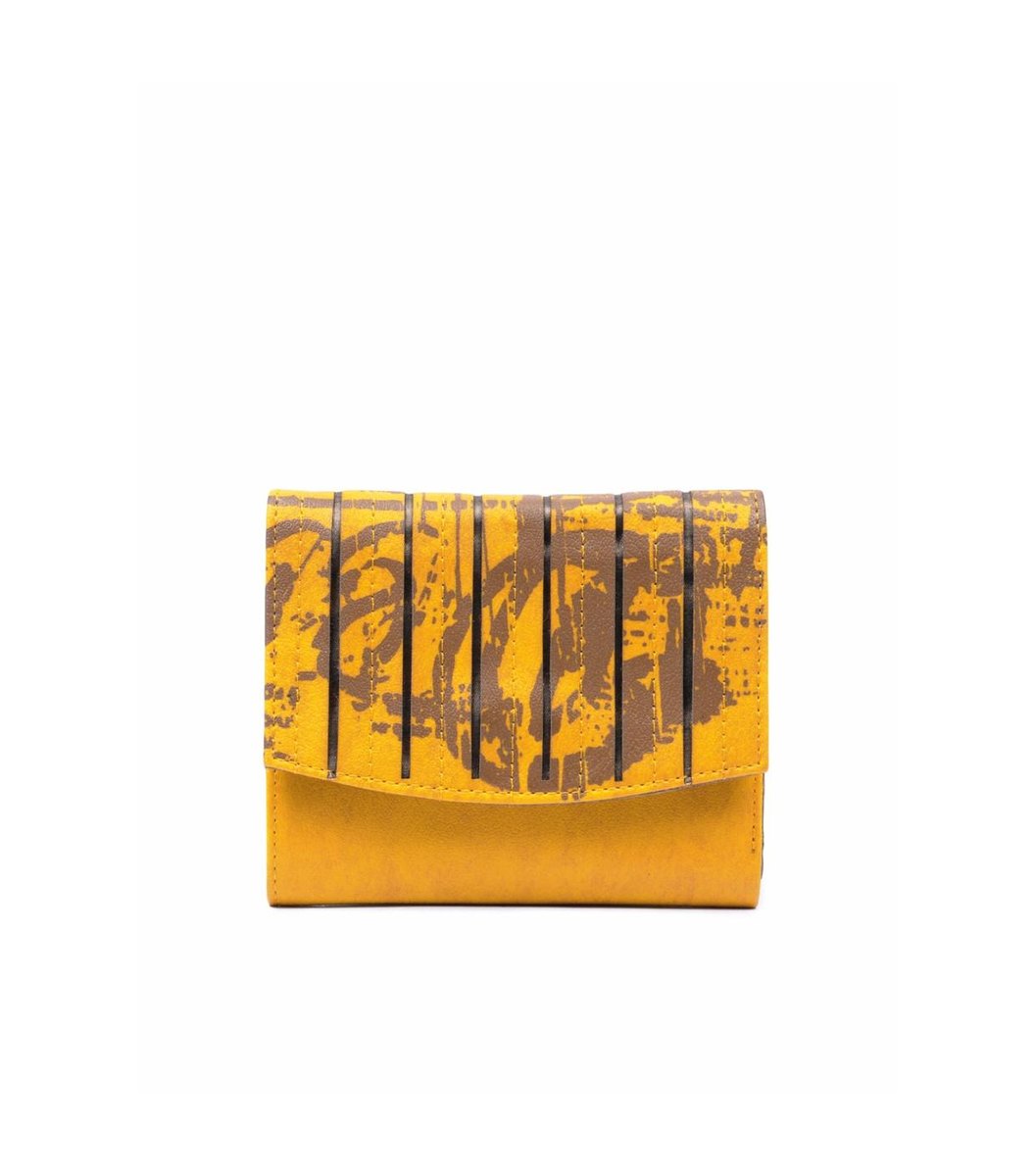 yellow-wallet Yellow Wallet